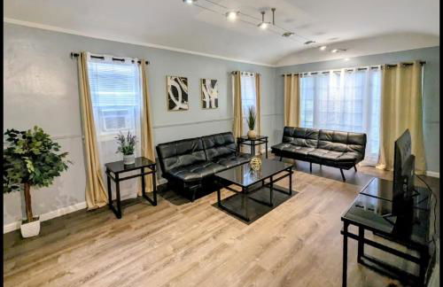 Spacious 3 bedroom home by Melrose and 10 minutes to Hollywood Walk of Fame - Foto 2