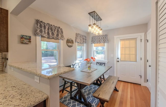 Couple's Mountain Getaway Close to Everything! - Foto 21