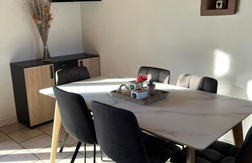 Gîte de plain-pied avec terrasse, proche port et station thermale, idéal pour familles - FR-1-589-24 - Foto 11