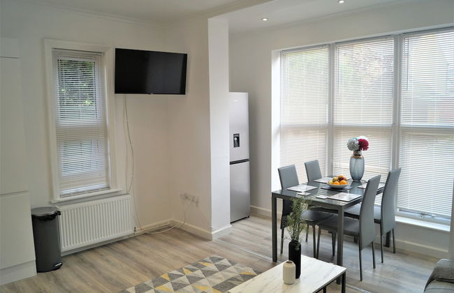 Harwoods Road Watford Apartments - Foto 9