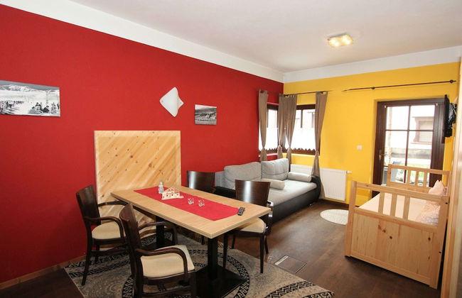 Spacious Apartment in Langenfeld With Sauna - Photo 1