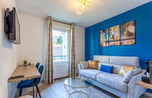 "Lumières",centre-ville, fonctionnel, cosy, au calme, avec espace de travail, faculté Lyon 3 - Photo 1