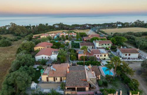 Villa Sa Marina con piscina - Photo 26