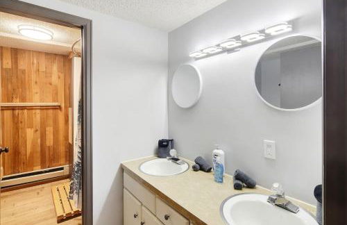 The Evergreen Oasis I Red Rocks I Morrison - Foto 36