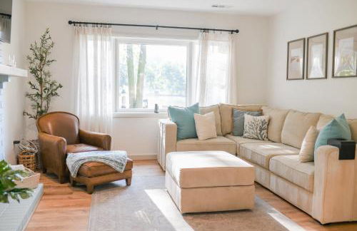 Annapolis Charm Waterfront Getaway Near USNA - FISH & CRAB from your PRIVATE PIER! - Foto 5