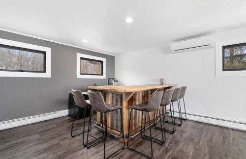 Life Is Good Lodge lakefront with sandy beach - Foto 13