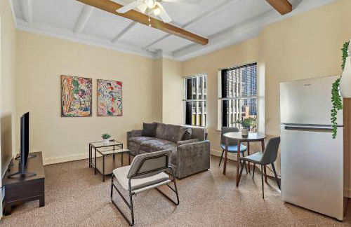 City Life Simplified & Furnished 1BR - SP 1110 - Photo 1