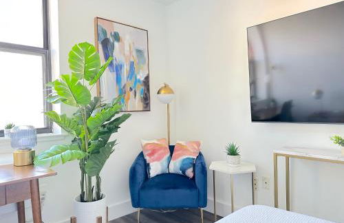 Luxury 2BR - Elevator-Gym-Laundry-10 Min to NYC - Foto 18