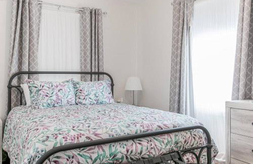 Stylish 3br Cozy Home 10min Drive from ND! - Foto 59