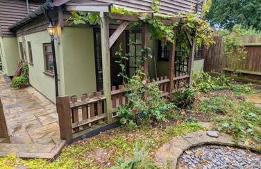 3-Bed, Sleeps 6, 1 Bath, Parking, WiFi - Foto 5