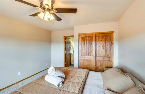 Near Lakes and Trails Pet-Friendly Cabin in Arizona - Foto 11