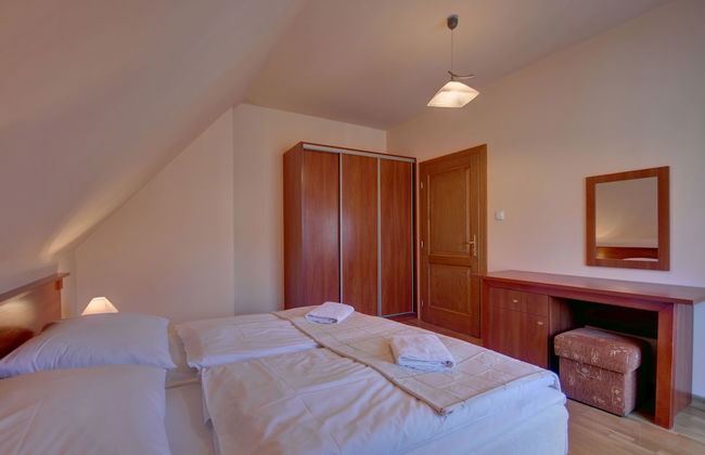 Willa Serafin - Photo 8