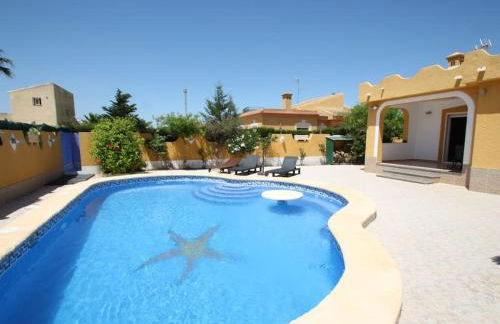 Agradable villa con piscina - Foto 3