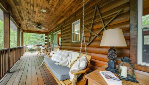 Peaceful Smoky Mountain Cabin with Deck and Fire Pit! - Foto 2