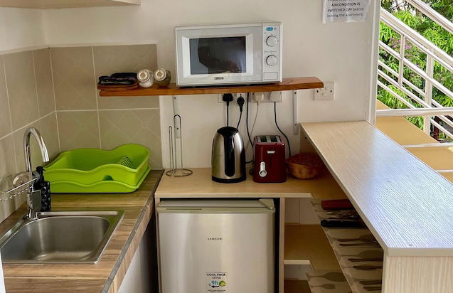 Tropical Hideaway - Photo 13