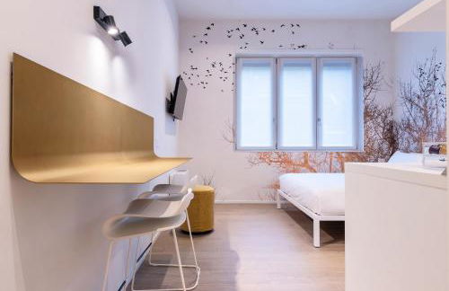 easyhomes - City Centre Suites - Photo 8