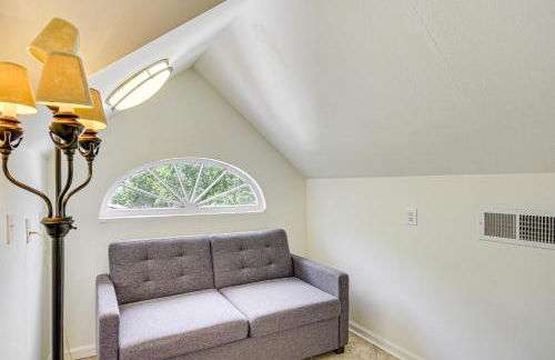 Eclectic Mandeville Home Walk to Lakefront Park - Foto 17