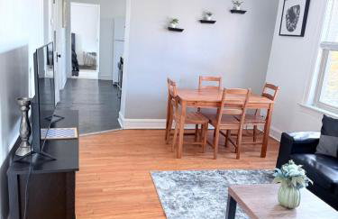 Free Parking! Private Rooftop! 3bd near downtown! - Photo 16