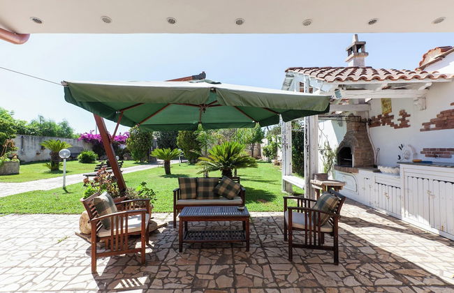 Villa Erika with private pool and garden - Foto 34