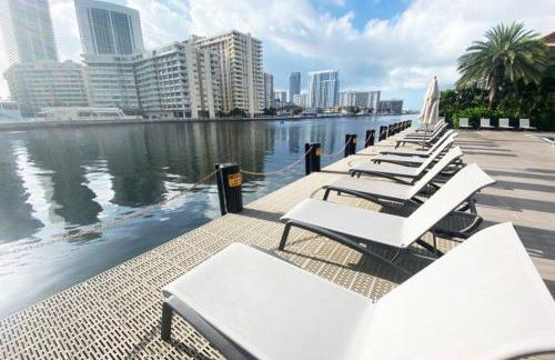 Ocean Air & 2 Cozy Full Beds, Relaxing Beach Studio - Foto 23