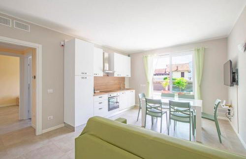 Larius Apartment-Residence with Pool on Lake Como - Photo 2