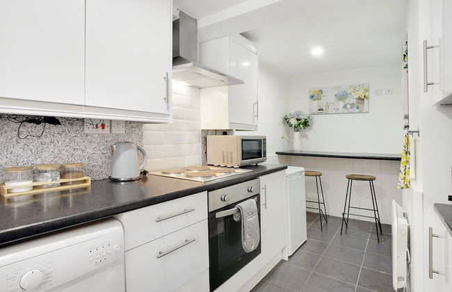 Gorgeous Cosy Apartment in Richmond - Photo 3