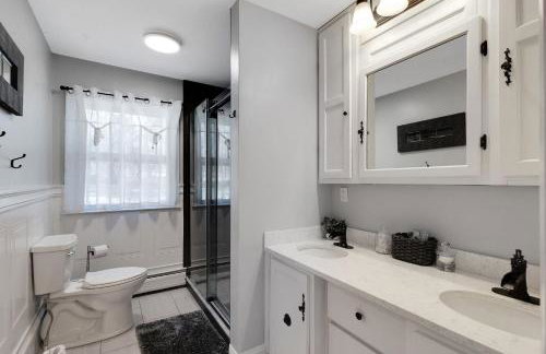 Melvin Village - 5 Bed 3 Bath Arcade Near Lake Pet Friendly fee applies - Foto 18