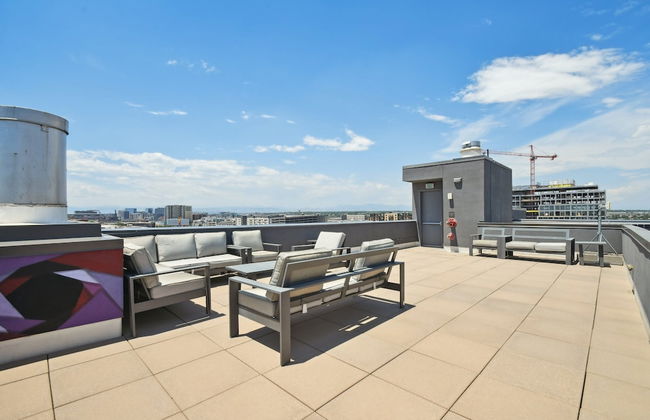 Brushed & Bold | RiNo Art Lofts - Foto 31