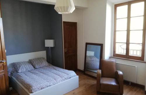 Grand gîte au coeur d'un charmant village - Foto 15