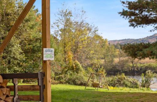 Maple Sugar Shack Tiny House with hot tub & river by Stowe - Foto 39