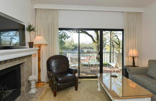 Charming 2 bd Condo at Silverado - Foto 2