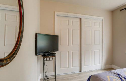 Hot Tub and Huge Patio Home 5 Mi to Old Town Auburn - Foto 16