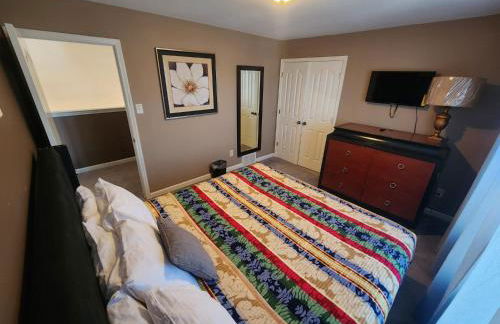 Luxurious 11 Large beds with Jetted Tub 3000 Sq ft - Foto 40