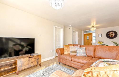 Spacious 4 Bed House in Exhall, Sleeps 7 - Foto 19