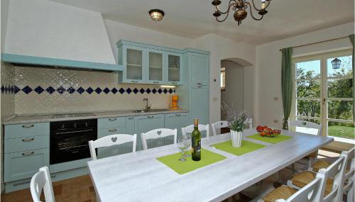 6 Bedroom Cozy Home In Pazin - Foto 3