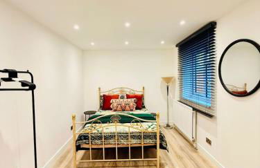 Cozystays Refurbed Modern Apartment Private Garden Free Parking - Foto 4