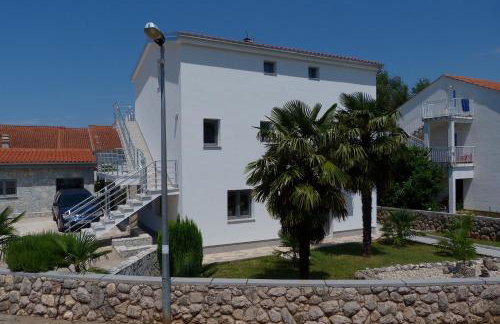 Apartments Monja & Dadi, Malinska, Vantačići - Foto 11