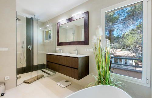 Villa Tesoro, Port Adriano, Sunny South West, Close to Beach, Large Pool, Tennis Court - Foto 34