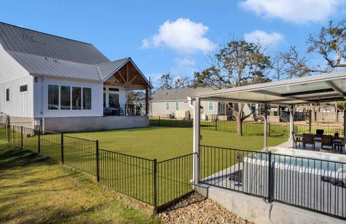 The Woodland Escape with Concierge Services - New Listing - Foto 5