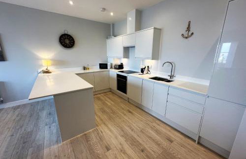 Ocean View Suite - Near Hythe - On Beach Seafront - Private Parking - Photo 7