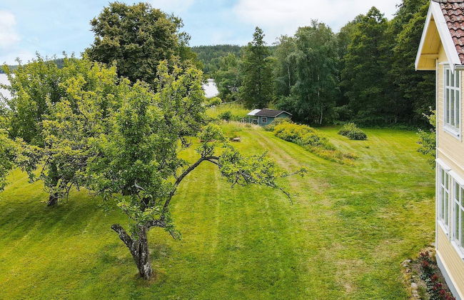Historic Cottage by Lake Yngern - Foto 1