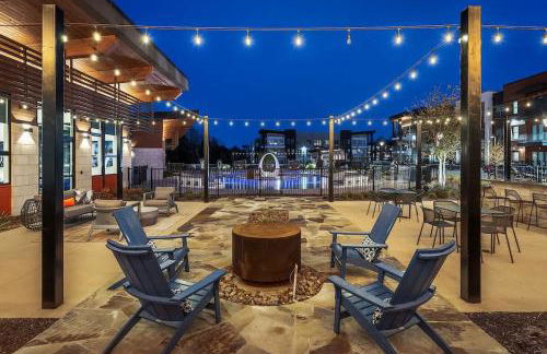 Boulevard Stays Nature Escape 2BR Suite Gym Pool Parking - Foto 10