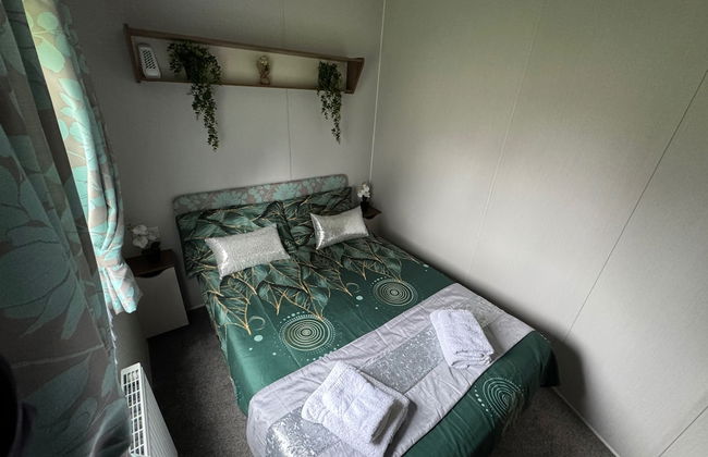Haggerston Castle - Caravan - Sleeps 6 - Parking - Foto 11