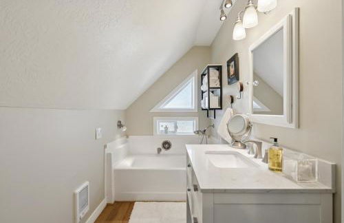 Creekside cutie 3br 2.5ba near skiing sleeps 8 - Foto 16