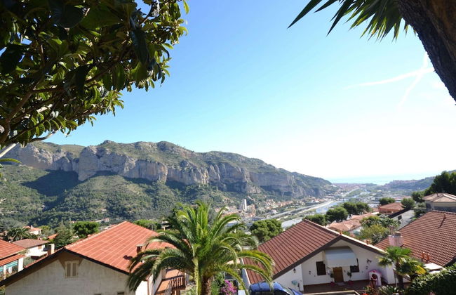 Chic Coastal Hill Escape - Foto 36