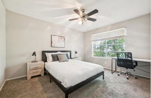 The Davis 1824 I Spacious 2 Bed 2 Bath - Foto 1