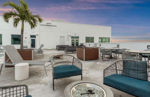 Spacious 2BR Retreat Perfect for Tropicana Events - Foto 19