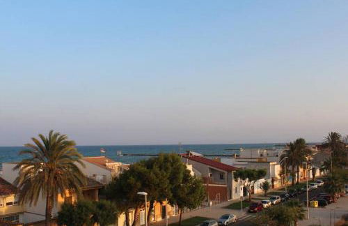 Confortable Beach Appartment with Views to the Sea - Photo 7