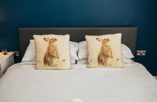 Large Apartments next to East Midlands Airport with Free Gated Parking! - Photo 20