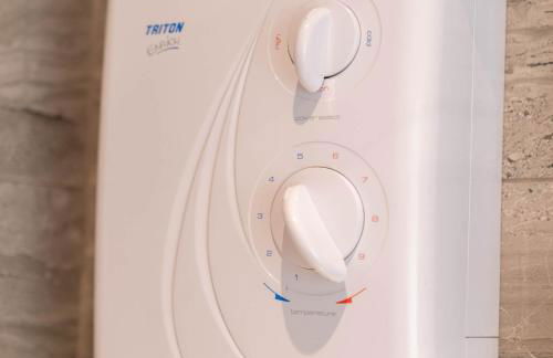 Four Bedroom House - Parking - Garden - Netflix 22C - Foto 57